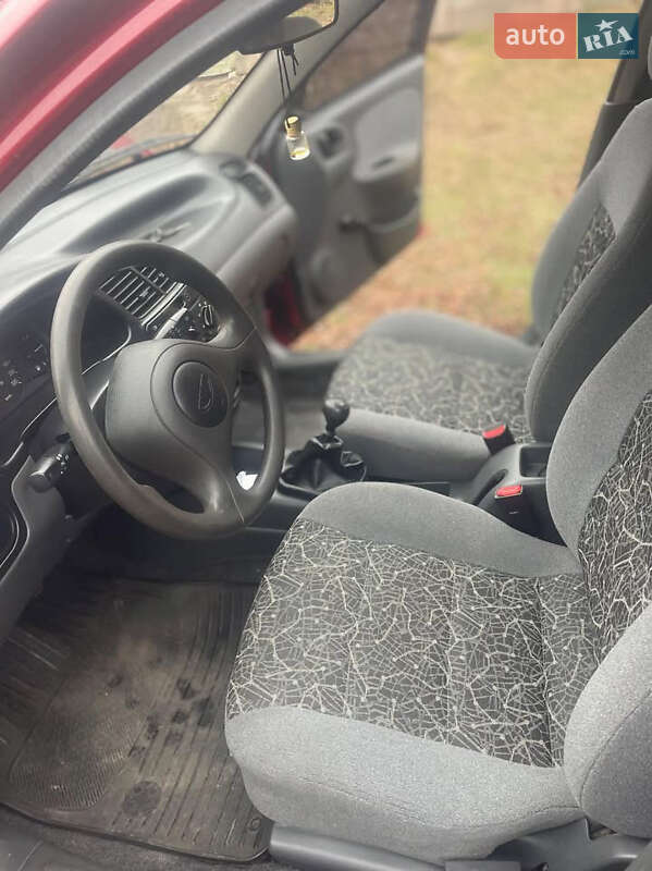 Седан Daewoo Lanos 2007 в Великих Мостах