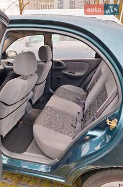 Седан Daewoo Lanos 2004 в 