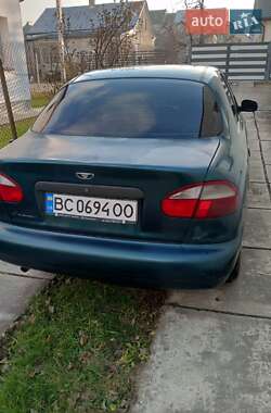 Седан Daewoo Lanos 2002 в Львові