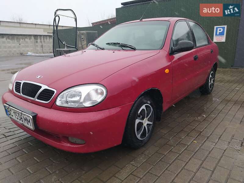 Седан Daewoo Lanos 2008 в Стрые