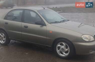 Седан Daewoo Lanos 2003 в Ізюмі