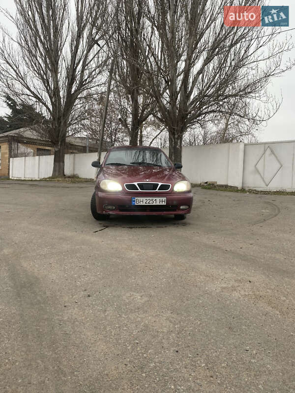 Седан Daewoo Lanos 1998 в Одессе