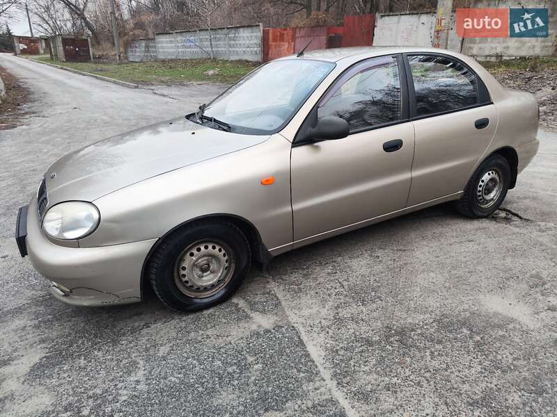 Седан Daewoo Lanos 2008 в Києві