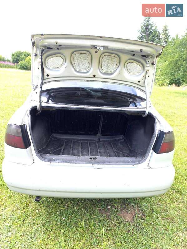Седан Daewoo Lanos 2002 в Турке