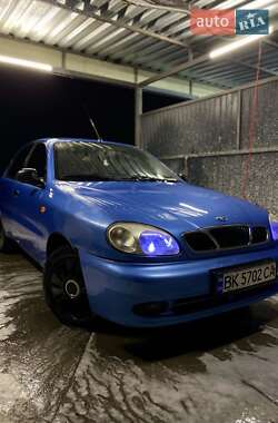 Седан Daewoo Lanos 2007 в Сарнах