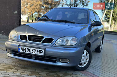 Седан Daewoo Lanos 2008 в Звягелі