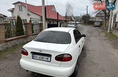 Седан Daewoo Lanos 2004 в Умані