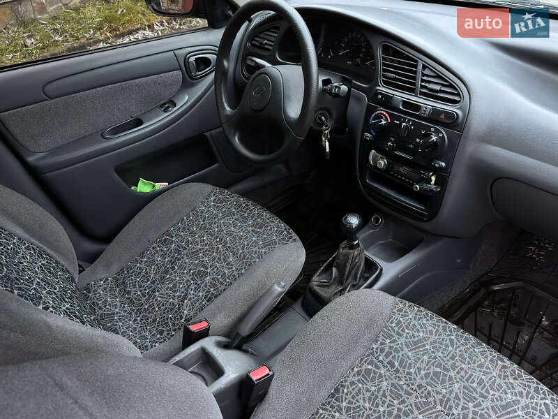 Седан Daewoo Lanos 2009 в Василькове