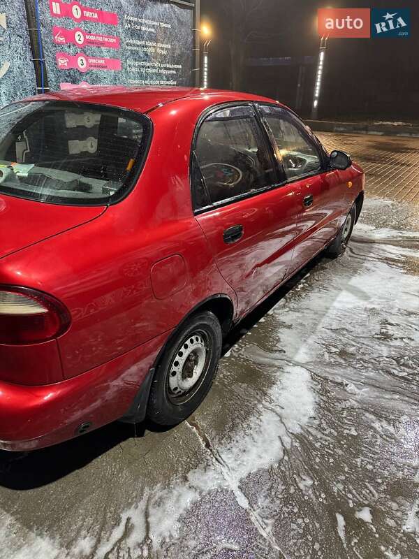 Седан Daewoo Lanos 2008 в Коростене