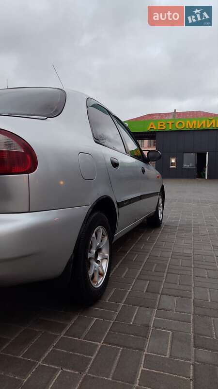 Седан Daewoo Lanos 2006 в Новомосковске