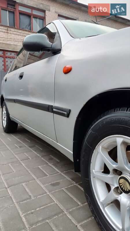 Седан Daewoo Lanos 2006 в Новомосковске