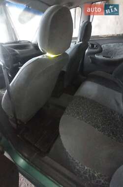 Седан Daewoo Lanos 1998 в 