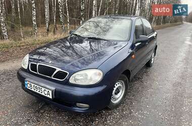 Седан Daewoo Lanos 2005 в Мені