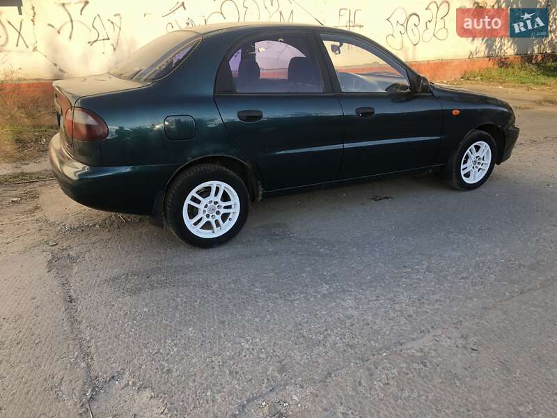 Седан Daewoo Lanos 2005 в Харькове