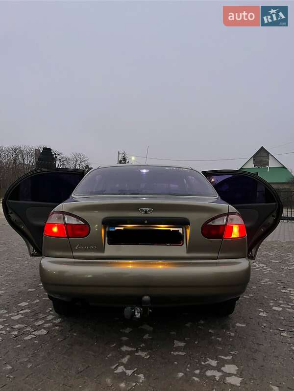 Седан Daewoo Lanos 2006 в Кременце