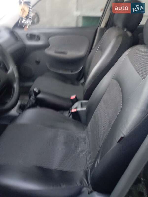 Седан Daewoo Lanos 2008 в Монастырище