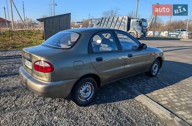 Седан Daewoo Lanos 2004 в Винниках