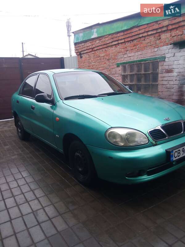Седан Daewoo Lanos 1998 в Нежине