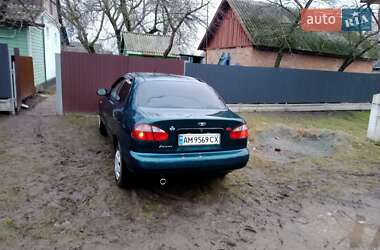 Седан Daewoo Lanos 2007 в Романіву