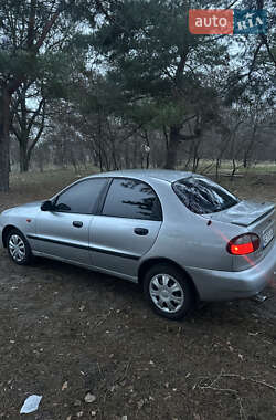 Седан Daewoo Lanos 2001 в 