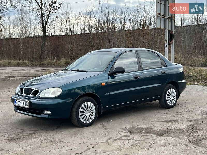 Седан Daewoo Lanos 2001 в Червонограде