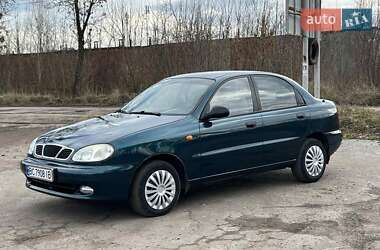 Седан Daewoo Lanos 2001 в Червонограде