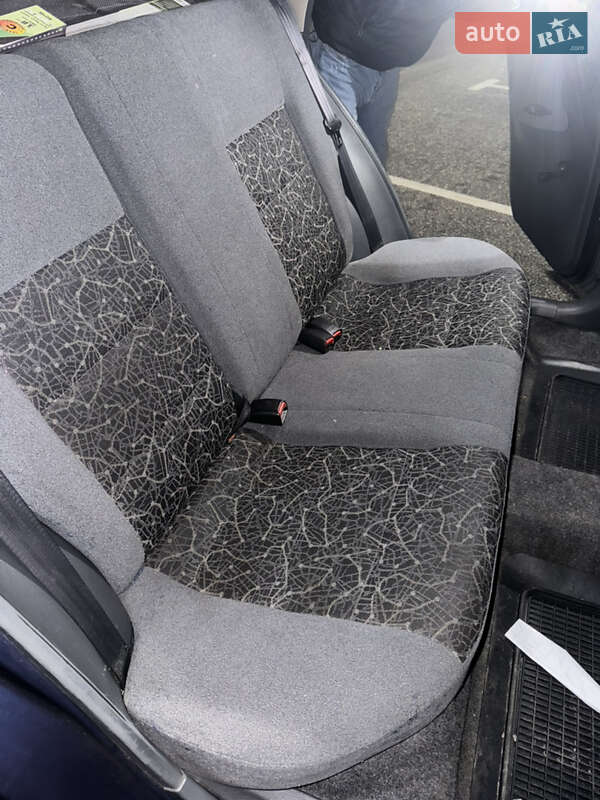 Седан Daewoo Lanos 2005 в Черкассах
