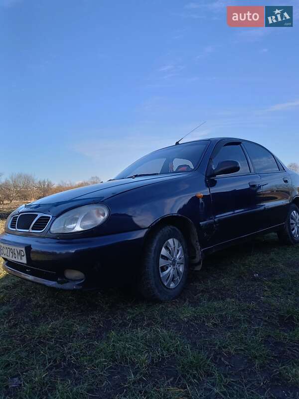 Седан Daewoo Lanos 2003 в Львове