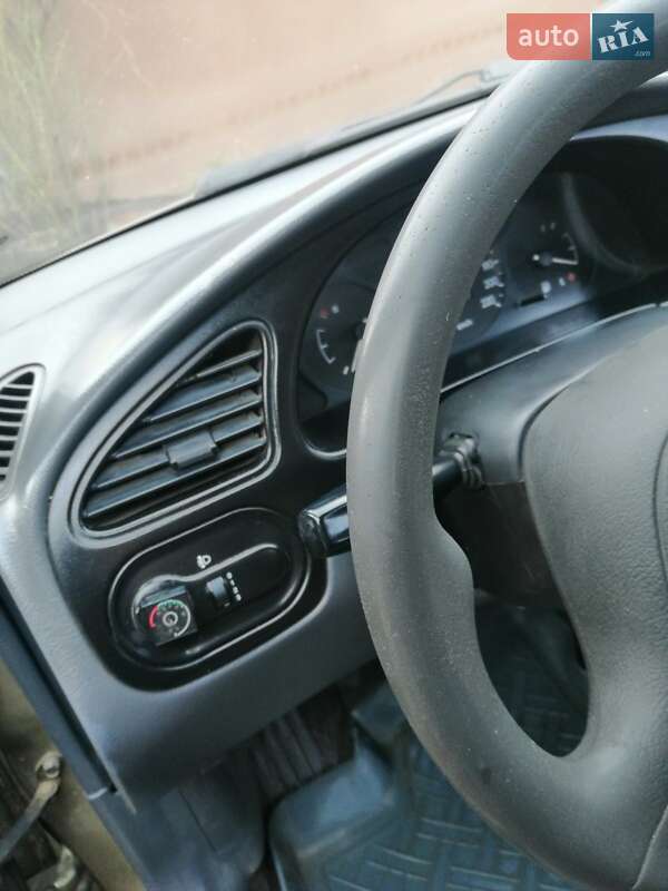 Седан Daewoo Lanos 2006 в Тлумаче