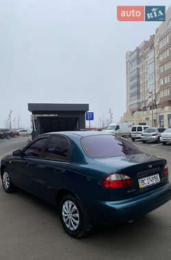 Седан Daewoo Lanos 2006 в Умані