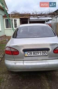 Седан Daewoo Lanos 2010 в Сновске