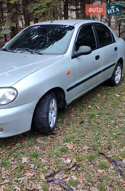 Седан Daewoo Lanos 2004 в 