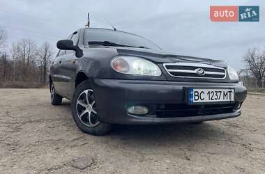 Седан Daewoo Lanos 2011 в Ивано-Франковске
