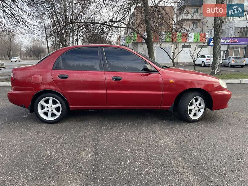 Седан Daewoo Lanos 2009 в Черкассах