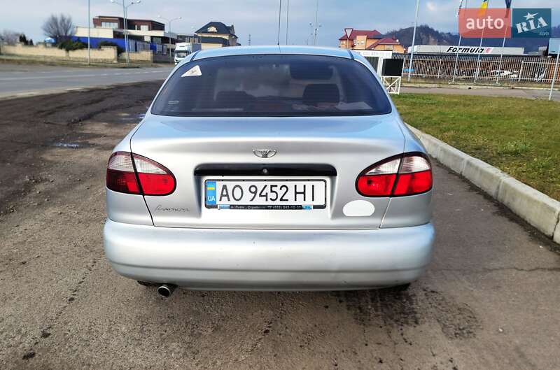 Седан Daewoo Lanos 2008 в Мукачево