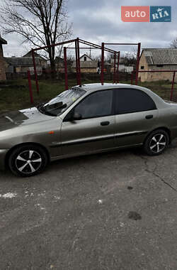 Седан Daewoo Lanos 2003 в Городище