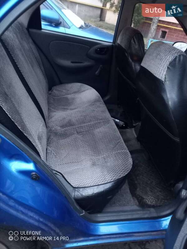 Седан Daewoo Lanos 2008 в Києві