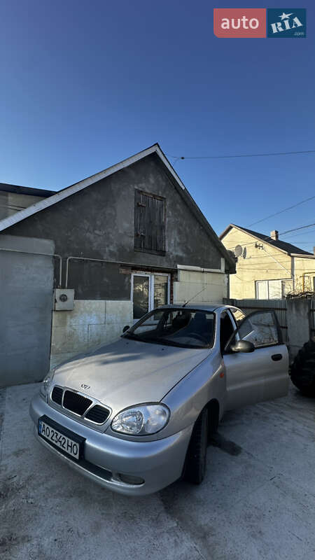 Седан Daewoo Lanos 2007 в Хусте