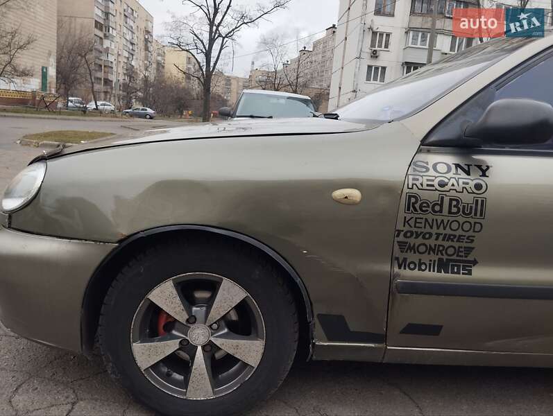 Седан Daewoo Lanos 2002 в Киеве фото 3 Седан Daewoo Lanos 2002 в Киеве