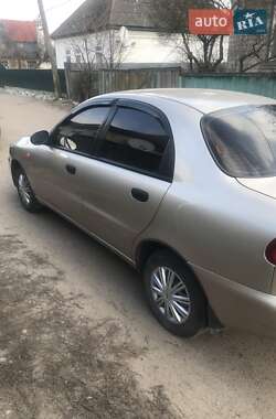 Седан Daewoo Lanos 2004 в 
