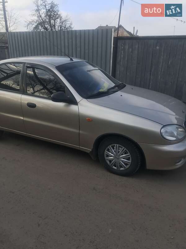 Седан Daewoo Lanos 2004 в Ичне