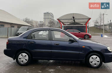 Седан Daewoo Lanos 2003 в Львове