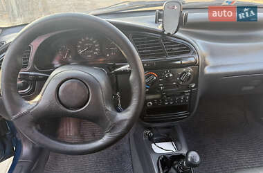 Седан Daewoo Lanos 1998 в Запоріжжі