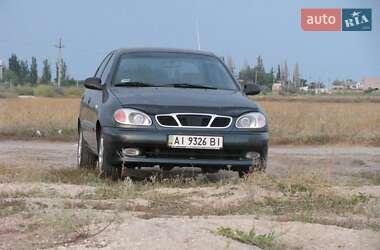 Седан Daewoo Lanos 2004 в Кагарлику