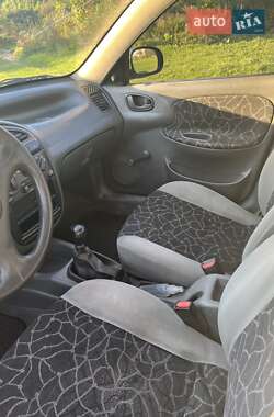 Седан Daewoo Lanos 2004 в 