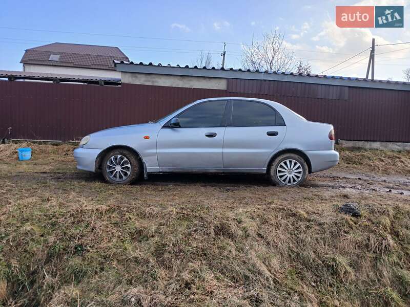 Седан Daewoo Lanos 2008 в Львові