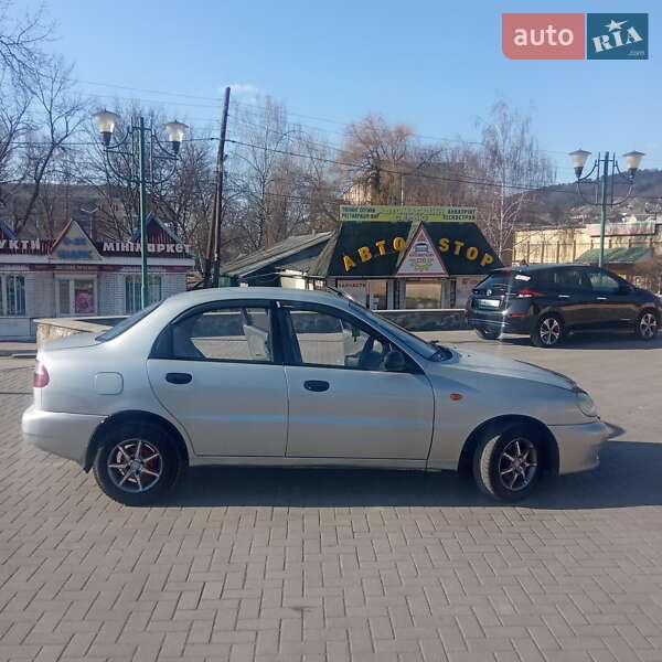 Седан Daewoo Lanos 2005 в Могилев-Подольске