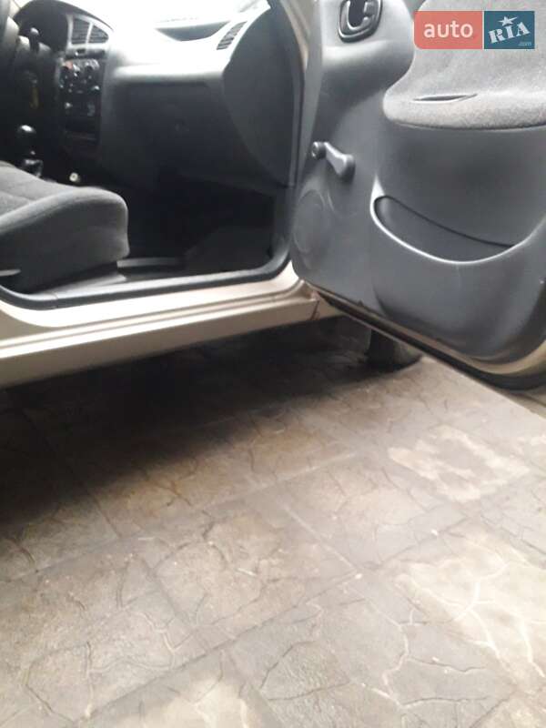 Седан Daewoo Lanos 2008 в Чернігові фото 13 Седан Daewoo Lanos 2008 в Чернігові