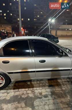 Седан Daewoo Lanos 2000 в 