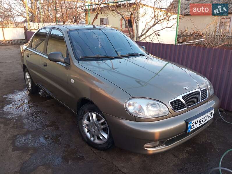 Седан Daewoo Lanos 2007 в Раздельной